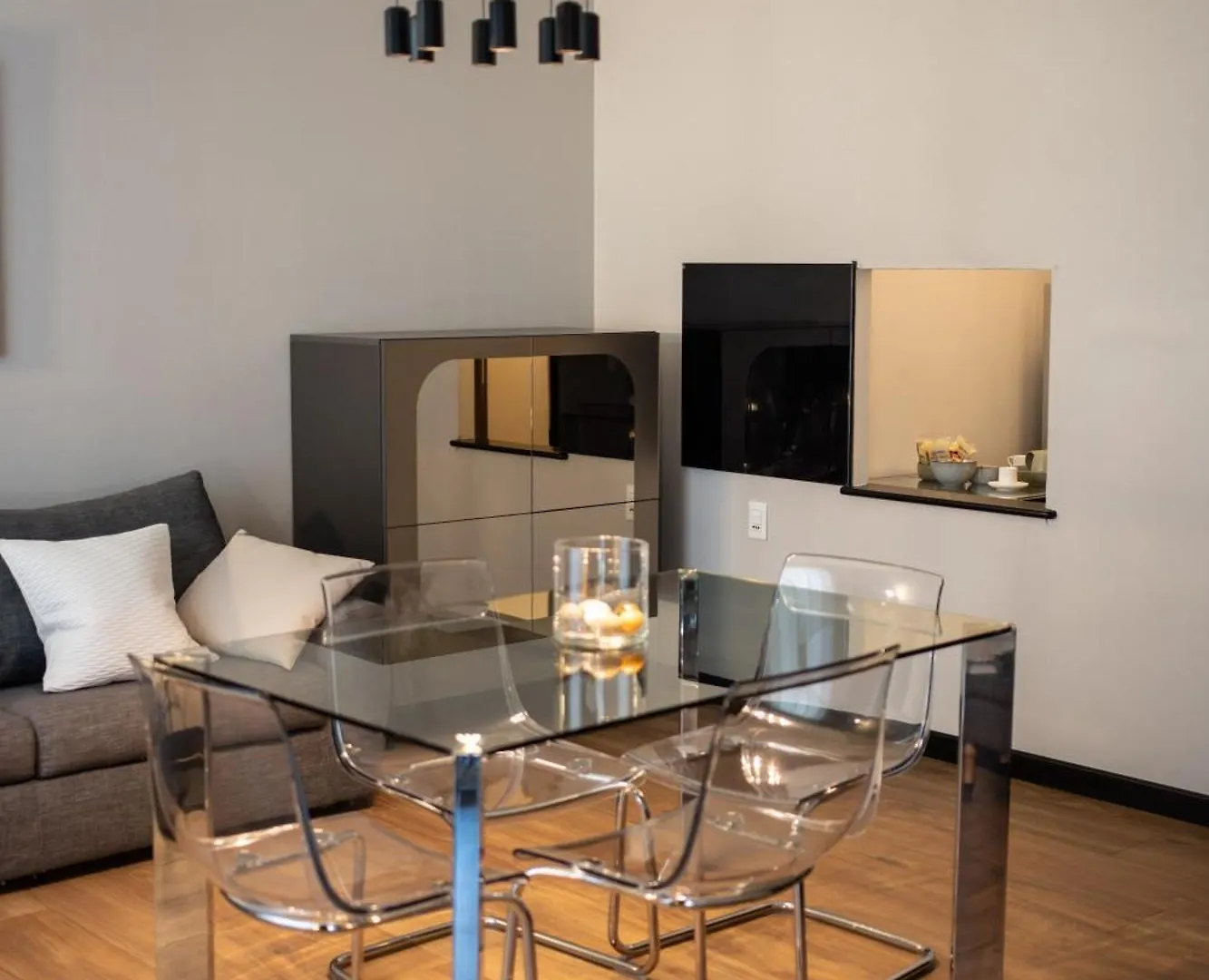 Duomo, La Residenza Isabella - Via Pantano House Apartment Milan Italy