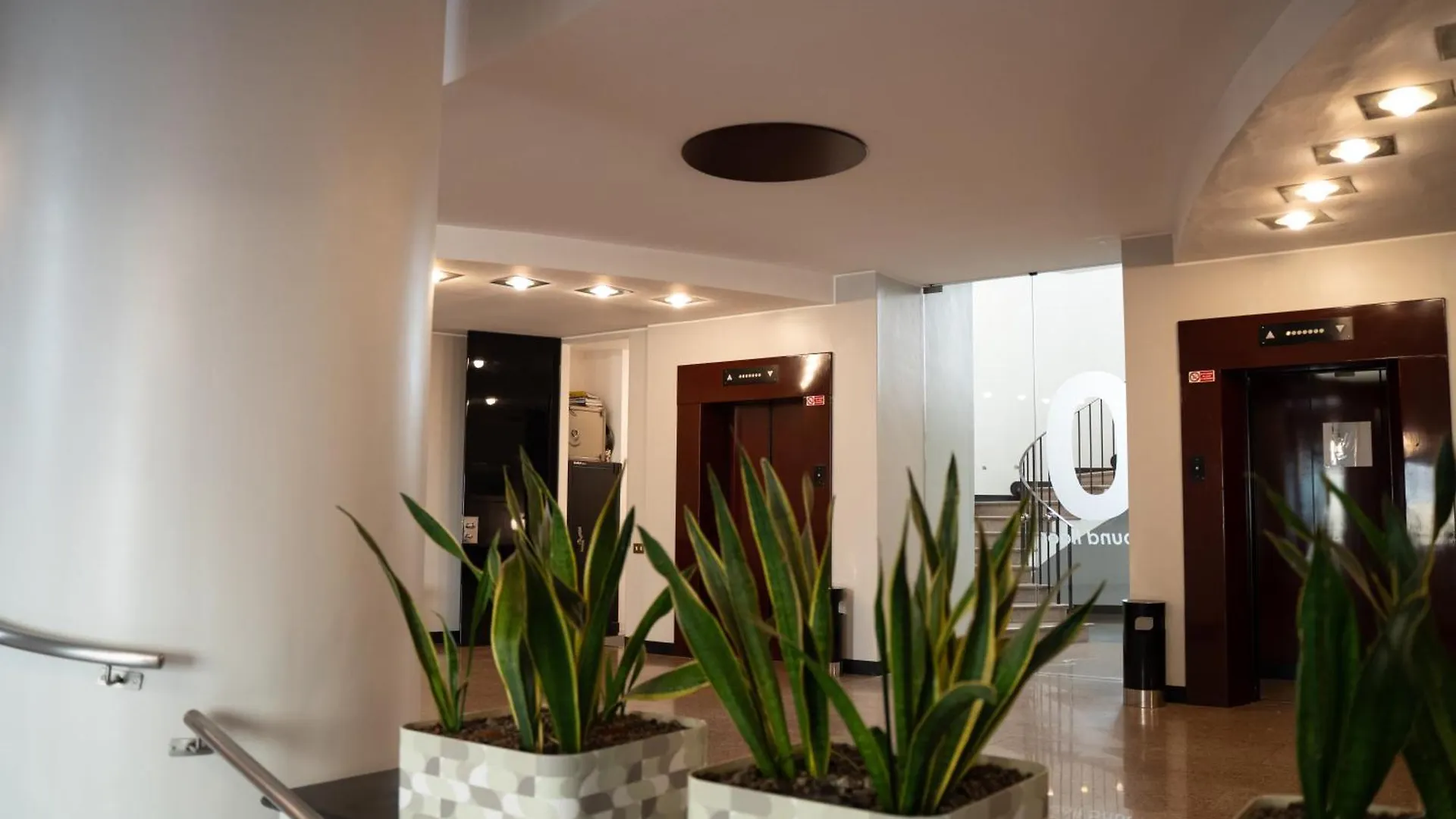 Duomo, La Residenza Isabella - Via Pantano House Apartment Milan Italy