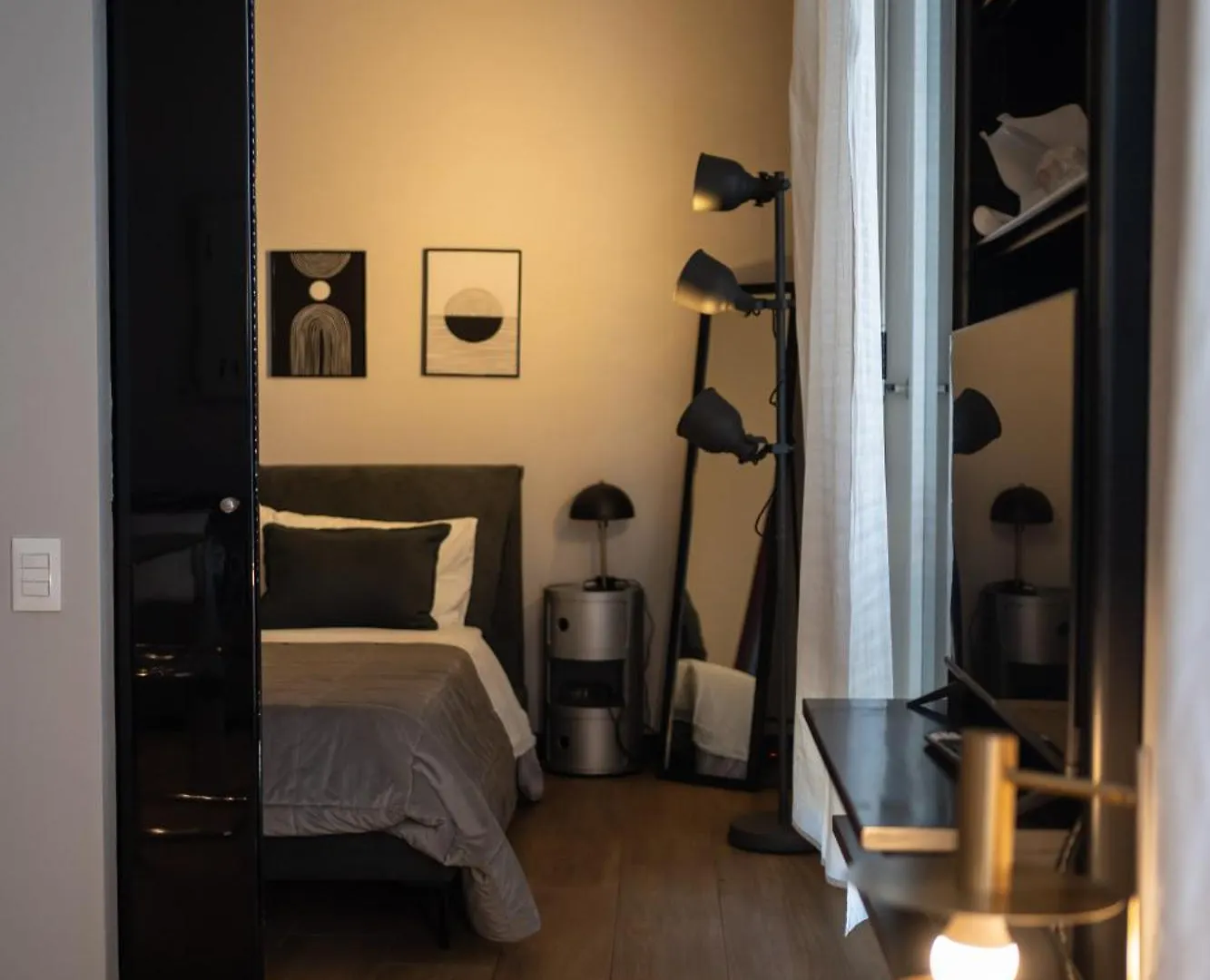Duomo, La Residenza Isabella - Via Pantano House Apartment Milan
