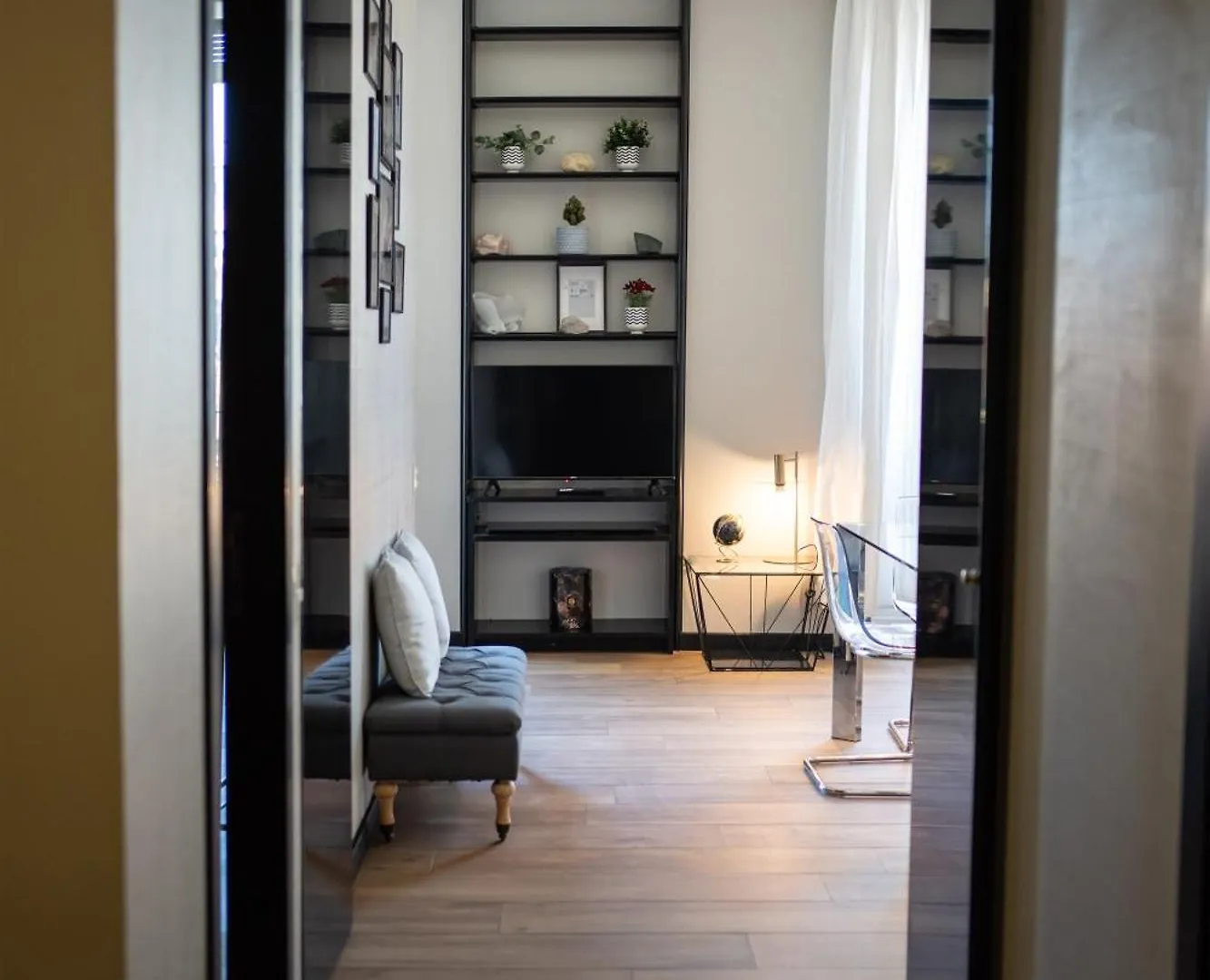 Duomo, La Residenza Isabella - Via Pantano House Apartment Milan