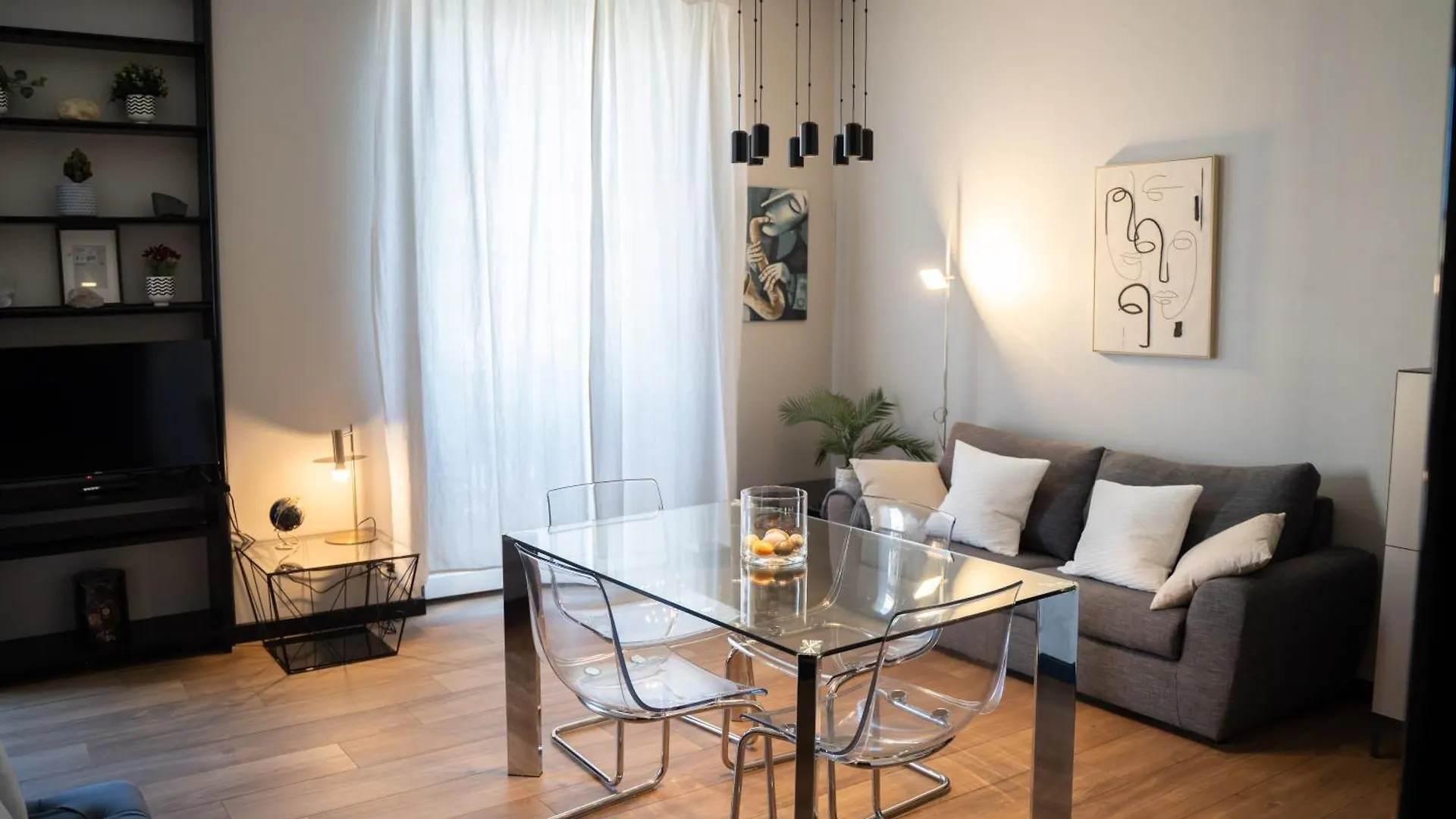 Apartament Duomo, La Residenza Isabella - Via Pantano House Mediolan 0*,  Włochy