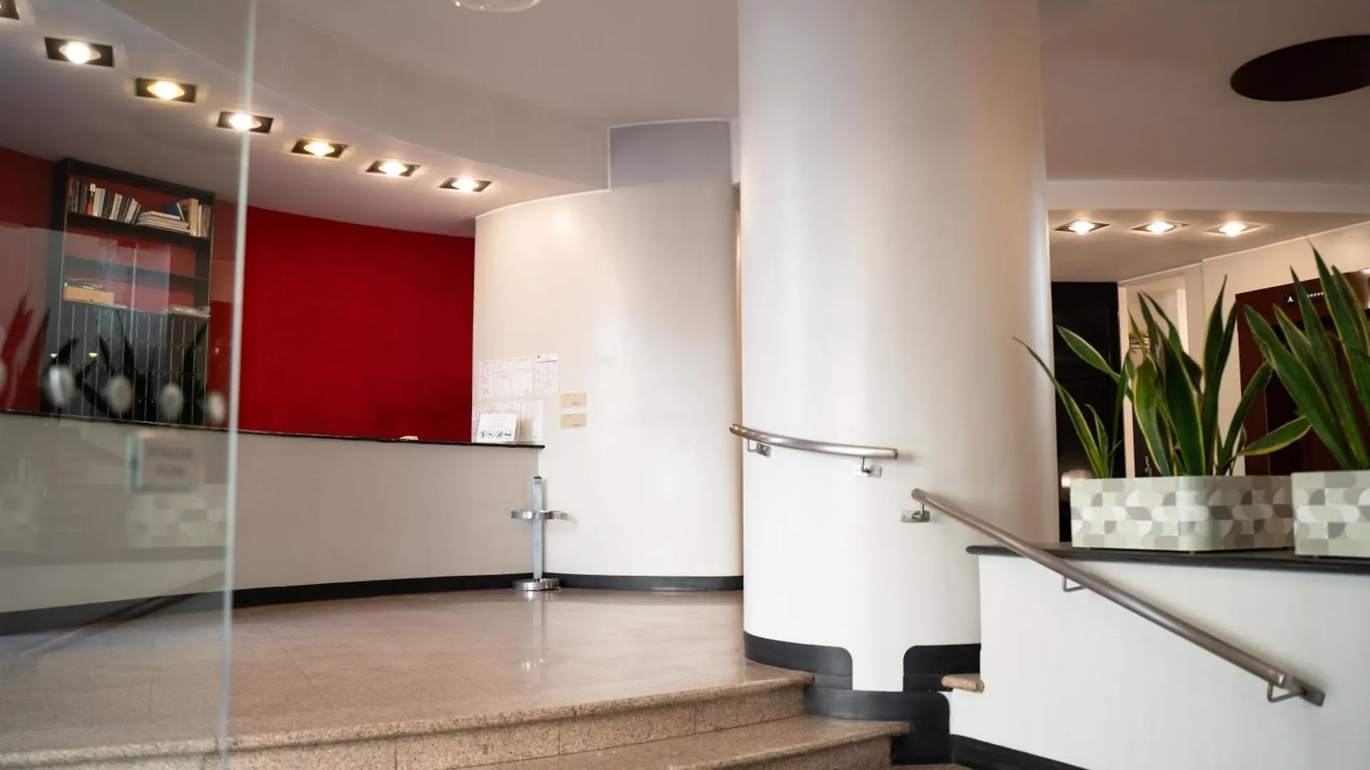 Apartament Duomo, La Residenza Isabella - Via Pantano House Mediolan Włochy