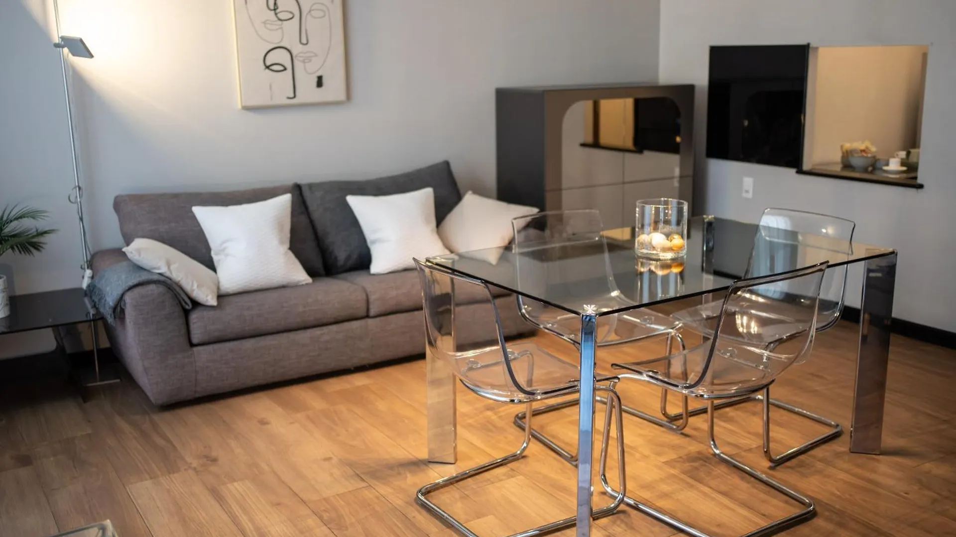 Apartament Duomo, La Residenza Isabella - Via Pantano House Mediolan Włochy